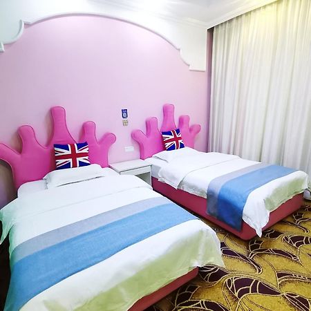 Emeishan Moon Bay Hotel Esterno foto