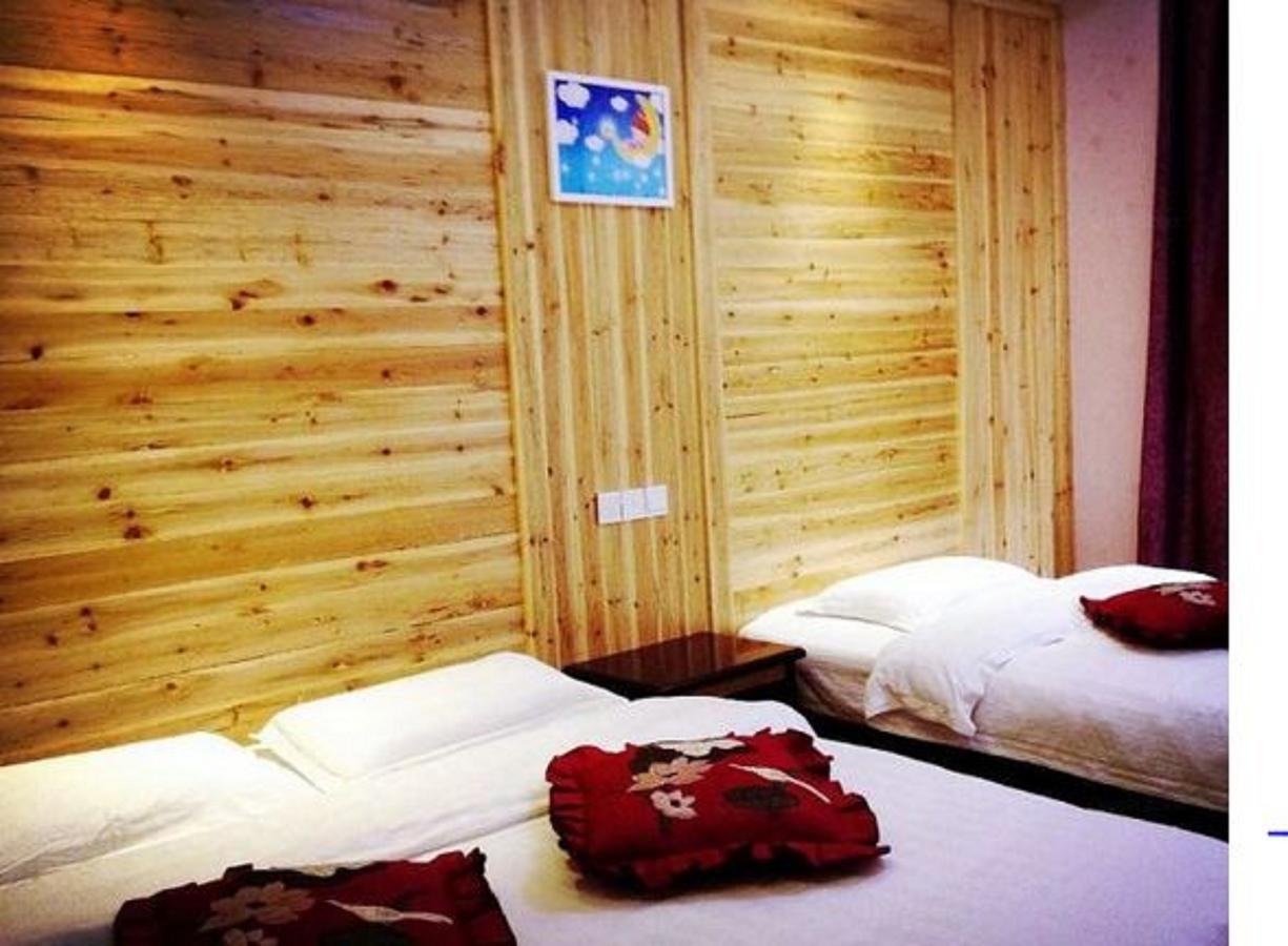 Emeishan Moon Bay Hotel Esterno foto