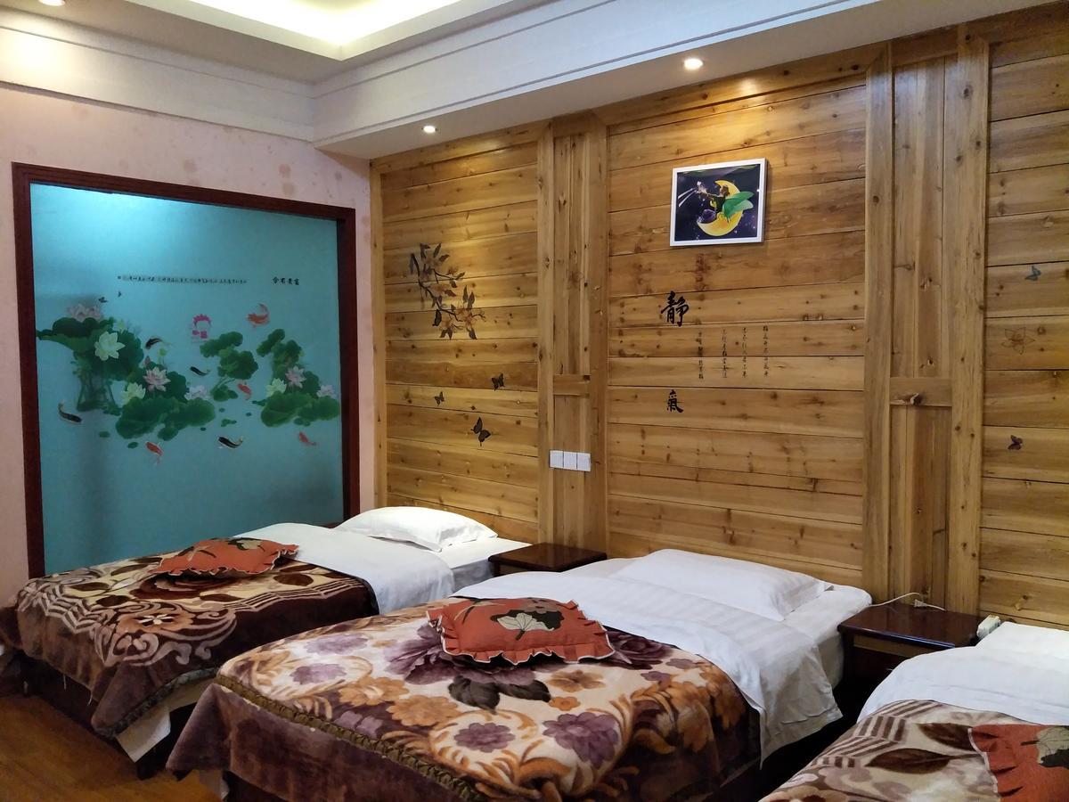 Emeishan Moon Bay Hotel Esterno foto