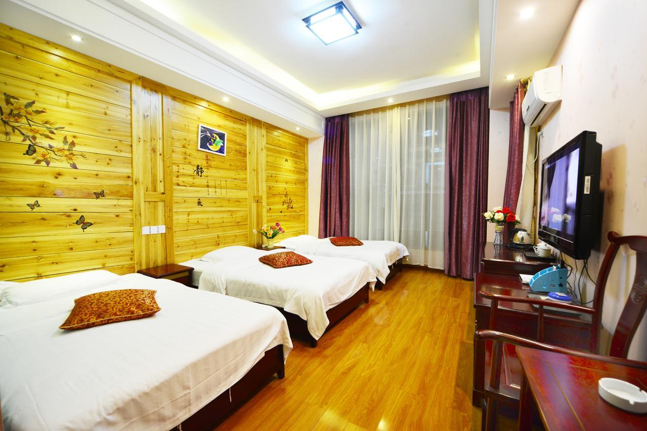 Emeishan Moon Bay Hotel Esterno foto
