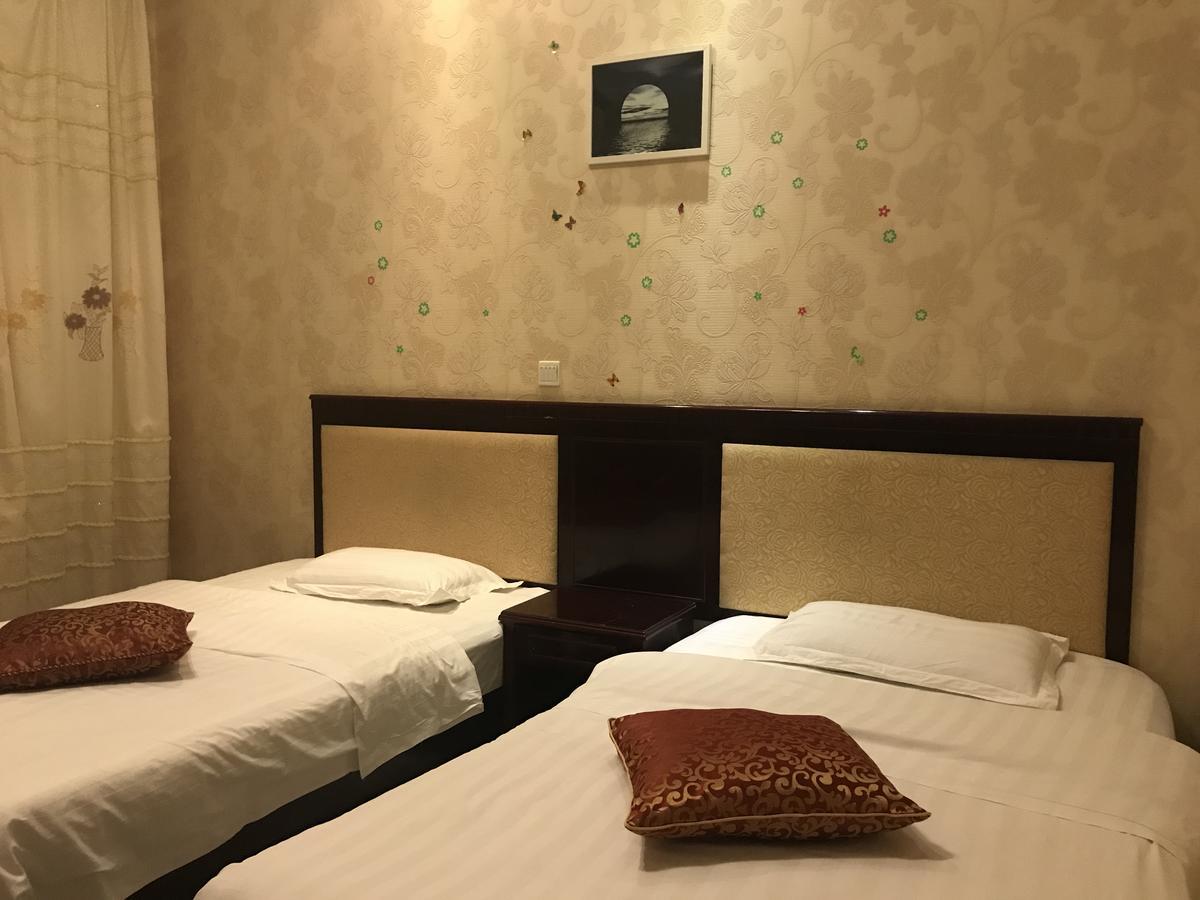 Emeishan Moon Bay Hotel Esterno foto